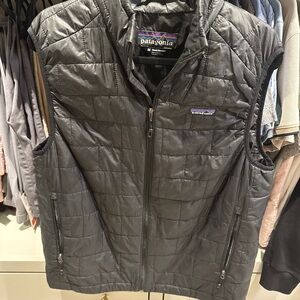 Patagonia Charcoal Hooded Vest